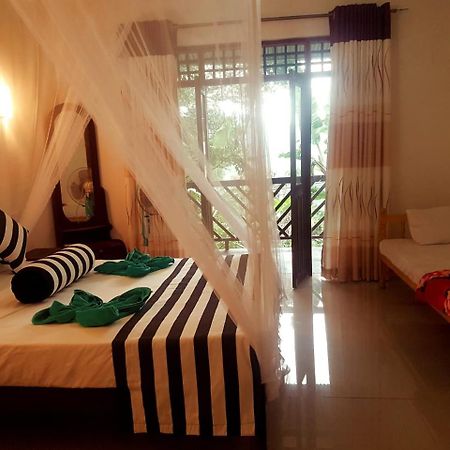 New Red Rose Ella Apartment Ruang foto