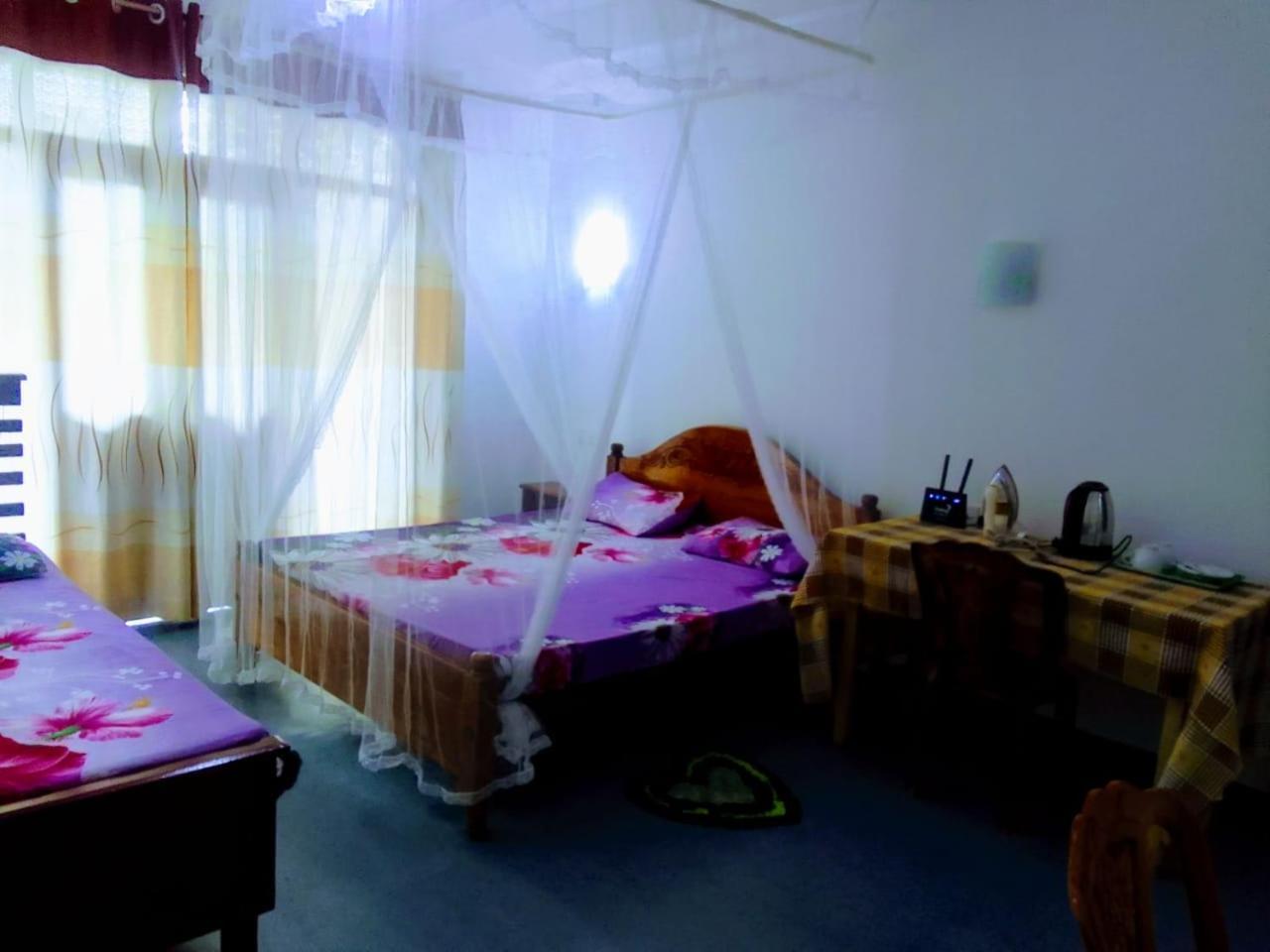 New Red Rose Ella Apartment Bagian luar foto